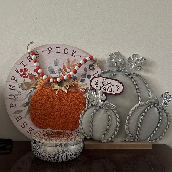 Fall Pumpkin Decor Set - Picture 4 of 4